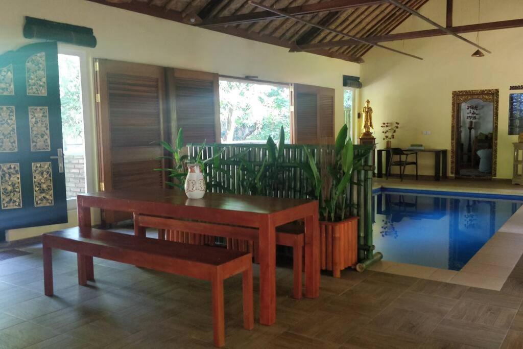 Villa King: Unique Villa With Indoor Swimming Pool Amed  Exterior photo