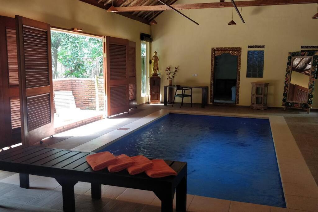 Villa King: Unique Villa With Indoor Swimming Pool Amed  Exterior photo