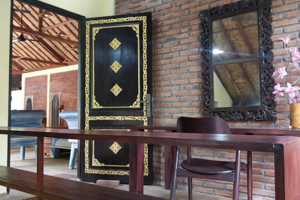Villa King: Unique Villa With Indoor Swimming Pool Amed  Exterior photo